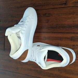New Levi's White and Brown Men's Sneakers Size 11